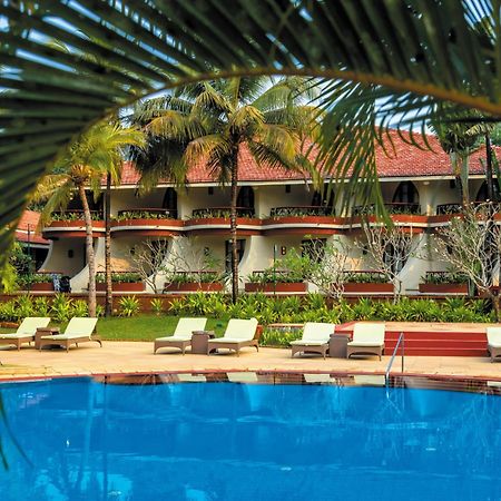 Caravela Beach Resort Varca Eksteriør bilde The pool at the resort